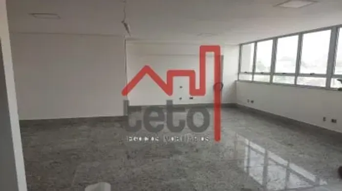 Conjunto de salas, 189 m², Ouro Preto. Venda.