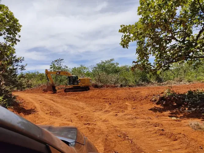 Fazenda com 289 ha - Barro alto - GO, com licença para desmatamento valida até 2029