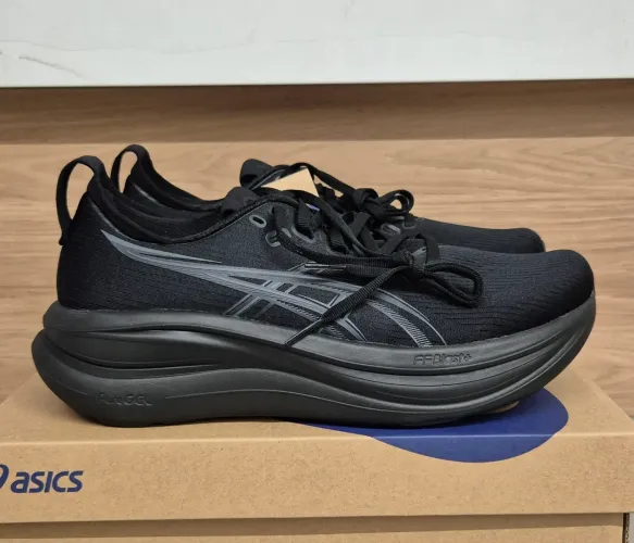 Asics nimbus 28
