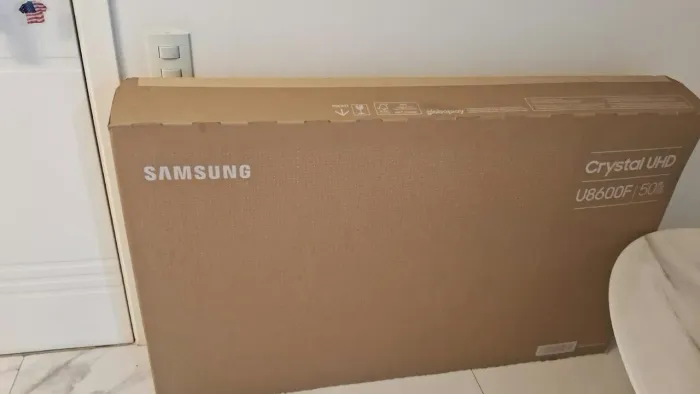 TV Samsung Crystal UHD 50 polegadas