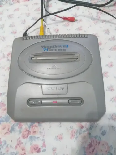 Mega drive 71 jogos na memoria