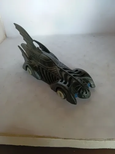 miniatura batman batmovel shell v power 