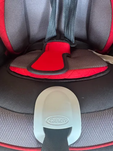 Cadeira de criança (GRACO NAUTILUS 80 ELITE )