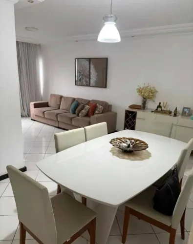 * Condomínio Pedras do Vale / Apartamento no Luzia