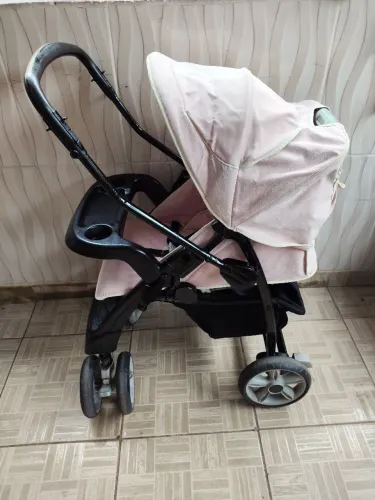 Carrinho Burigotto touring . Rosa bebê. Valor negociável 