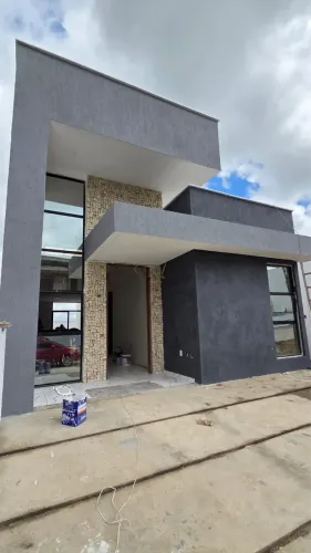 Linda casa no ECOVILLE condomínio fechado