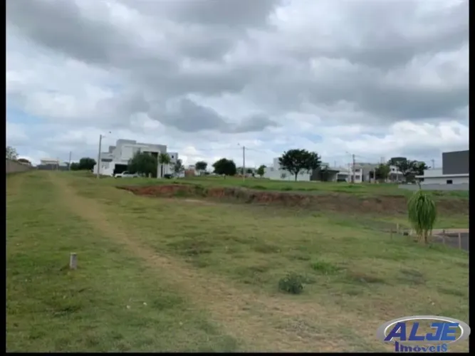 VENDE-SE Lote em condomínio NO VERANA PARQUE ALVORADA - MARÍLIA/SP