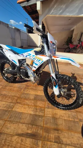 Ktm 300 exc 2025