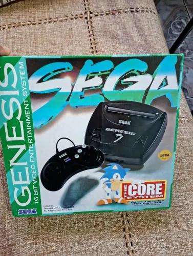 SEGA GENENIS 3 ( CHINES) COM JOGOS NA MEMÓRIA E ENTRADA PARA CARTUCHOS. APENAS TESTADO