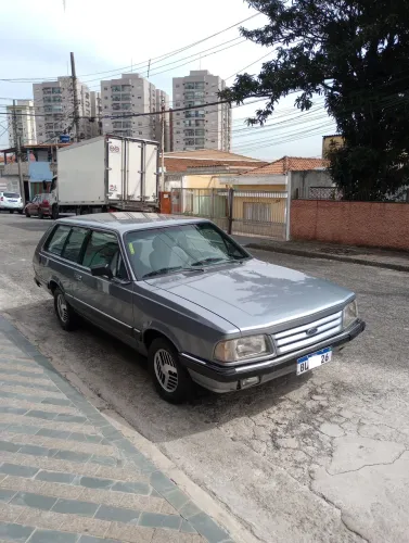 Ford Belina GL 1.8 / 1.6 1988