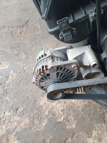 Alternador motor at gol