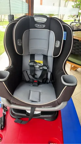 Cadeirnha e bebê conforto Graco