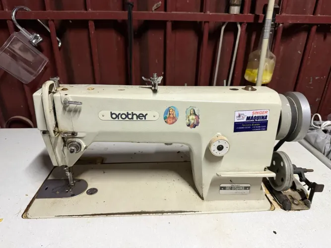 Máquina de costura brother DB2-B755AM3