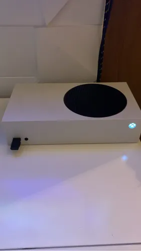 XBOX SÉRIES S MUITO CONSERVADO ! R$ 1.800