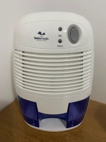 Desumidificador Relaxmedic semi novo 110V