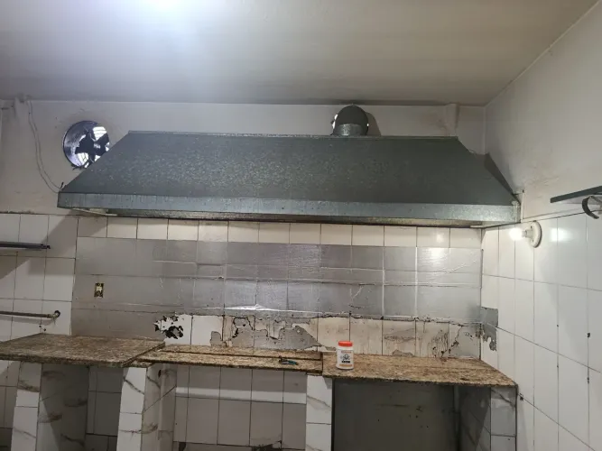 COIFA INDUSTRIAL GRANDE 2,5 METROS - CHAPA GALVANIZADO