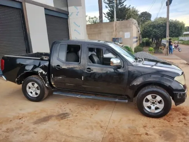 Nissan Frontier SEL CD 4X4 2.5 TB Diesel Aut. 2008