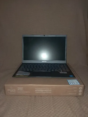 Notebook Vision C14 com caixa e carregador 128GB SSD 8GB ram tela 14.1"