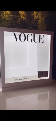 Cabine capa de revista vogue