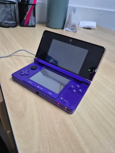 Nintendo 3DS Old + Carregador