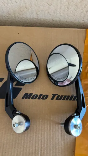 Retrovisor Royal Enfield original de punho