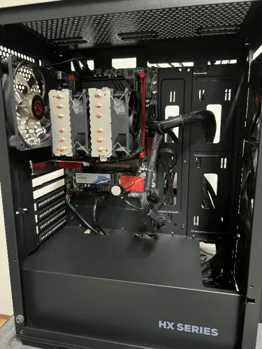 PC Xeon 2697A V4 + MB Machinist RS9 + 32GB + Nvme 250GB + XPG Core Gold + Gabinete Gamer