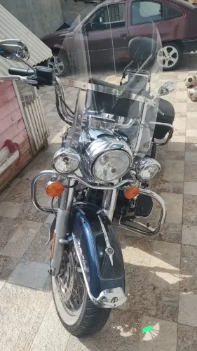 HARLEY ROAD KING 2013
