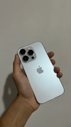 iPhone 14 pro excelente estado