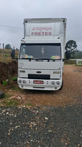 Cargo 815e pronto para trabalhar