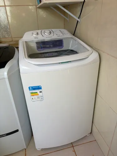 Máquina de Lavar Roupa 12kg Electrolux
