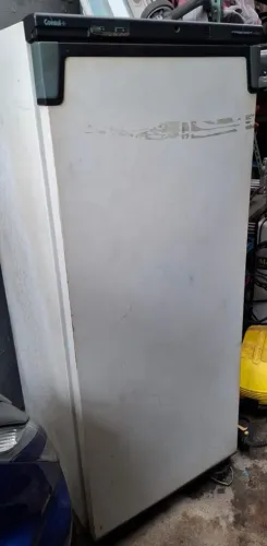 Freezer LIGA MAIS NAO GELA VENDO NO ESTADO