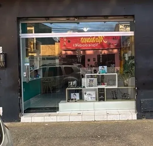 Vitrine e porta de vidro