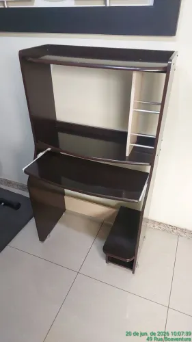 Mini estante para  computador. Aceito oferta. 
