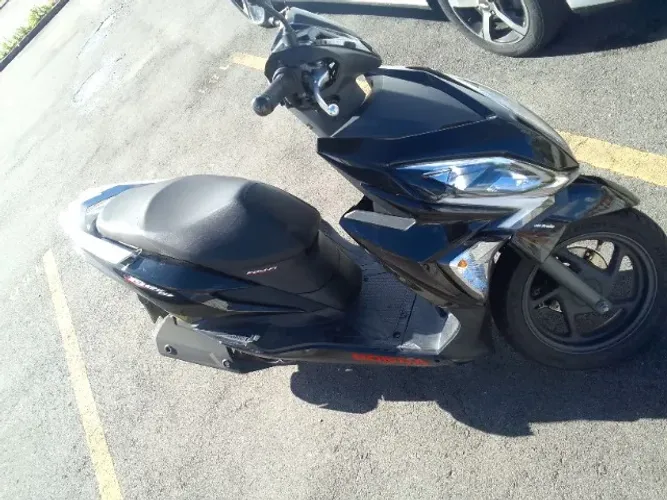 Vendo Moto elite 2021