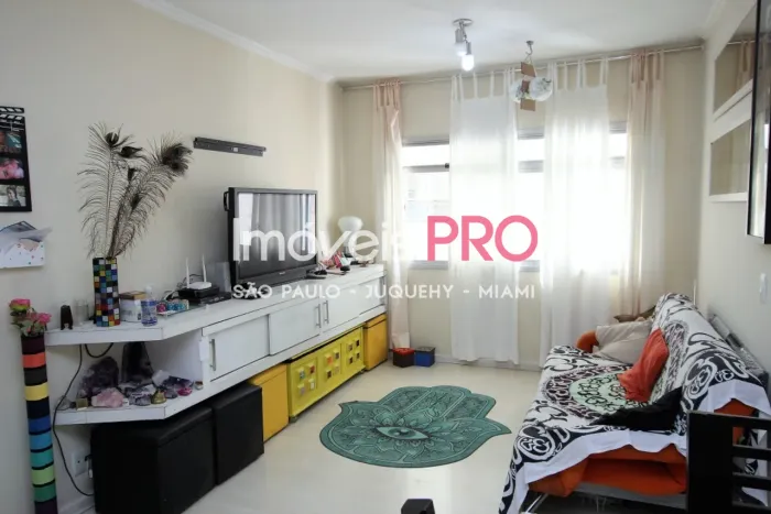 102m² na Av Doutor Cardoso de Melo com 3 dormitórios e 2 vagas.