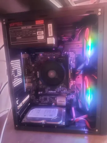 Pc gamer Ryzen 3 vídeo de 2gb 1tera de hd 8gb de ram top