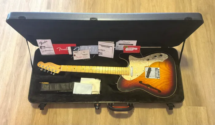 Fender American Deluxe Thinline 