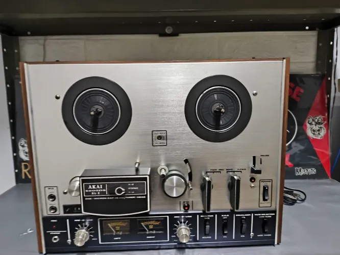 GRAVADOR DE ROLO AKAI 4000DS