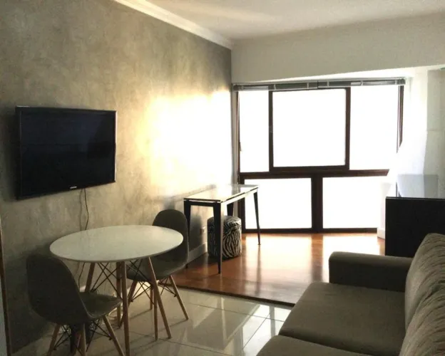 Apto a venda - 01 dormitorio, sala p/ 2 ambientes, cozinha americana, 50m - Rua bela Cintr