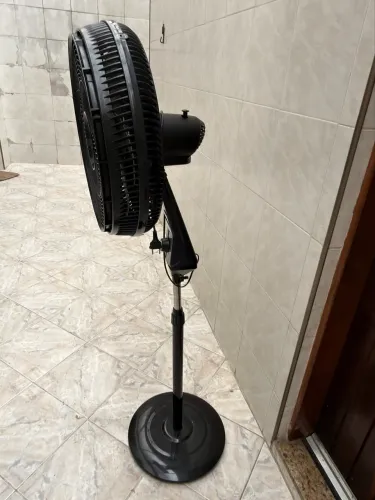Ventilador De Coluna Pedestal Wap Oscilante Flow Turbo 110V/180W