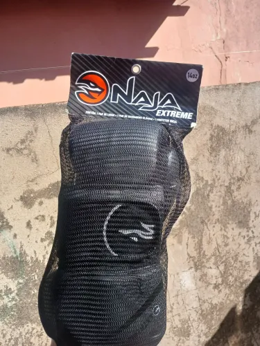 Par de Luvas de Boxe Naja Extreme 14oz