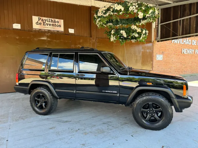 Jeep Cherokee Sport 4.0 Mec./aut. 1998