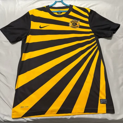 Kaizer Chiefs 2011/12 M Original relíquia