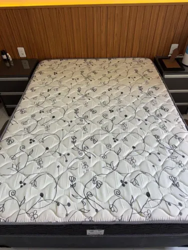 Cama de casal Ortobom completa - base + colchão