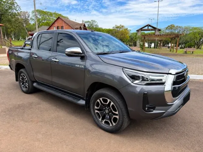 Toyota Hilux CD SRX 4X4 2.8 TDI 16V Diesel Aut. 2021