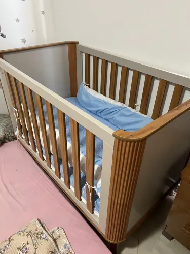 Berço americano que vira cama