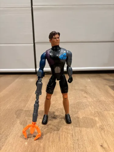 Boneco maxsteel combate