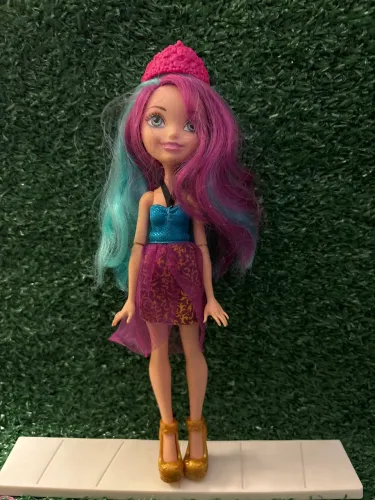 Boneca Madeline Hatter Baile de Máscaras - Ever After High