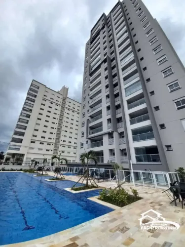Apartamento Ed. Lê Quartie na Av. Oswaldo Aranha em Lorena para Venda.