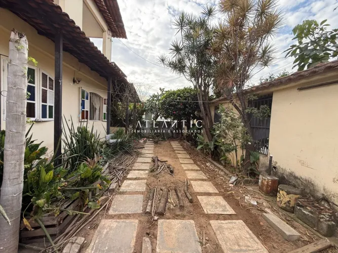 Casa Duplex com 5 Quartos, 2 Suítes e 4 Vagas em Cristóvão Colombo Vila Velha/ES